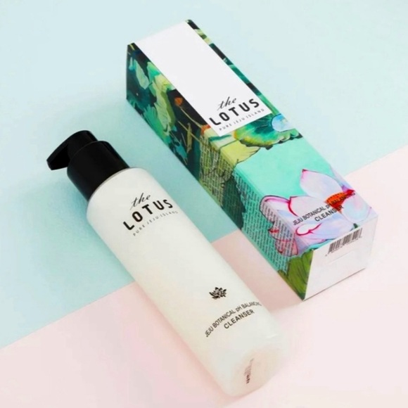THE PURE LOTUS - NIB | Jeju Botanical Ph Balancing Facial Cleanser - 150mL - Picture 6 of 11